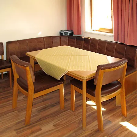 Haus Rosi 300w *